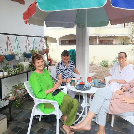 Guestland Homestay Kochi Exterior foto